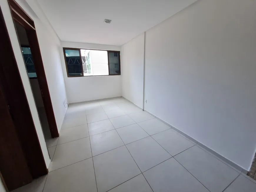 Foto 1 de Apartamento com 2 Quartos para alugar, 40m² em Miramar, João Pessoa