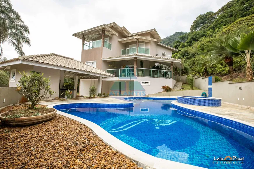 Foto 1 de Casa com 4 Quartos à venda, 220m² em Lagoinha, Ubatuba