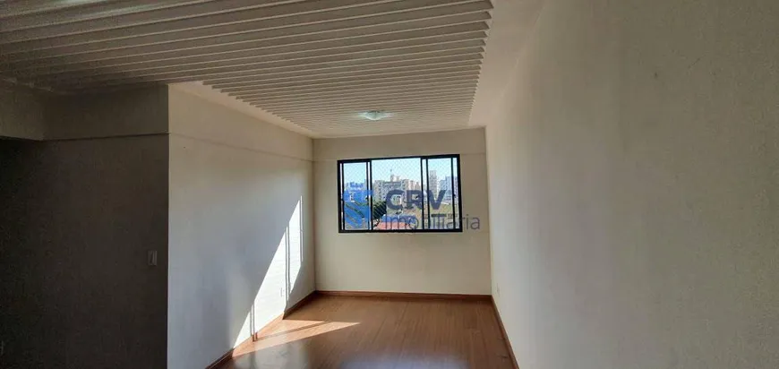 Foto 1 de Apartamento com 3 Quartos à venda, 70m² em Centro, Londrina