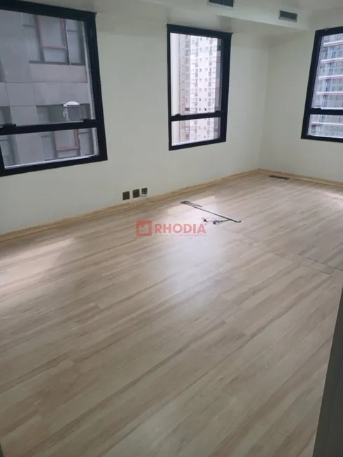 Foto 1 de Sala Comercial para alugar, 154m² em Vila Olímpia, São Paulo