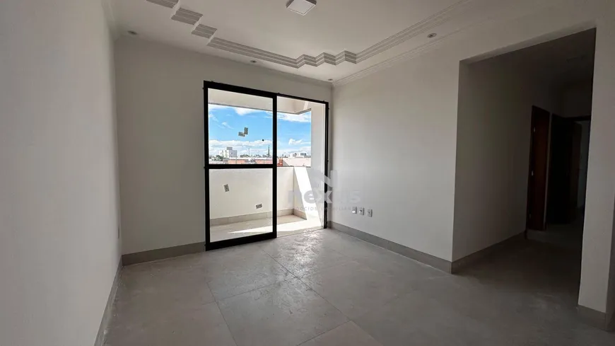 Foto 1 de Apartamento com 3 Quartos à venda, 80m² em Jardim Botânico, Uberlândia