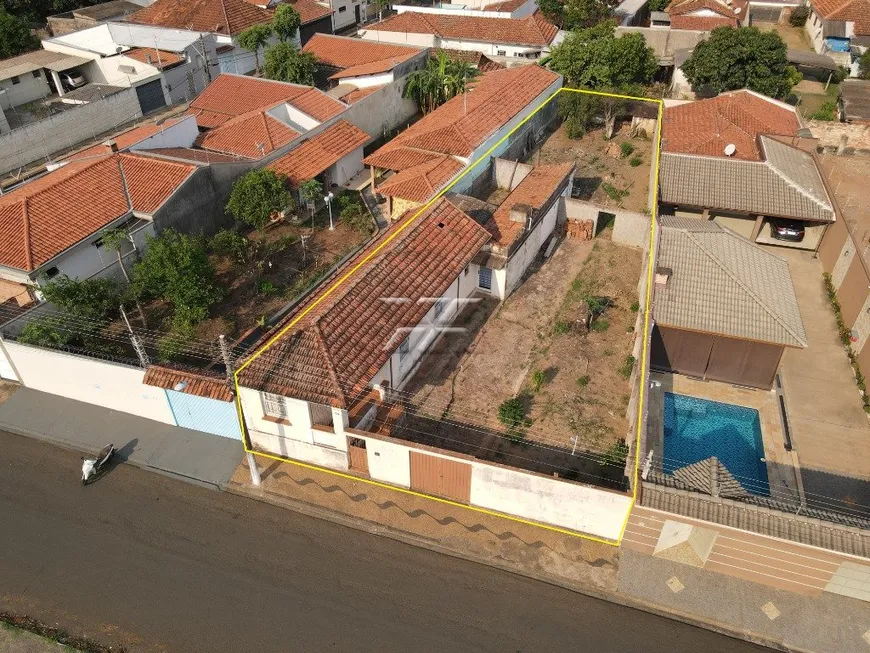 Foto 1 de Casa com 2 Quartos à venda, 103m² em Vila Martins, Rio Claro