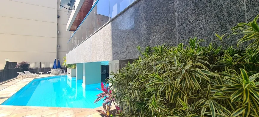 Foto 1 de Apartamento com 2 Quartos à venda, 72m² em Copacabana, Rio de Janeiro