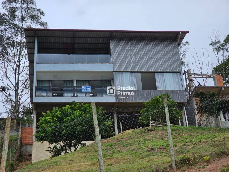 Foto 1 de Casa com 2 Quartos à venda, 175m² em Prado, Nova Friburgo
