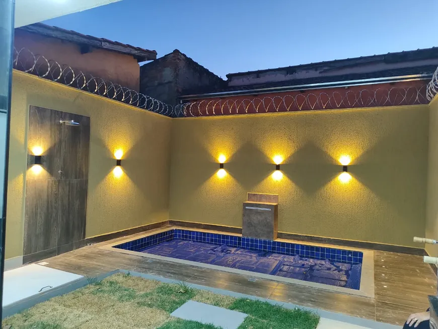 Foto 1 de Casa com 3 Quartos à venda, 180m² em Jardim Balneário Meia Ponte, Goiânia