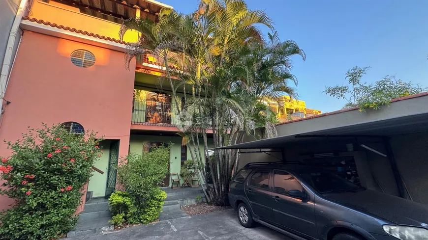 Foto 1 de Casa com 6 Quartos à venda, 133m² em Encantado, Rio de Janeiro