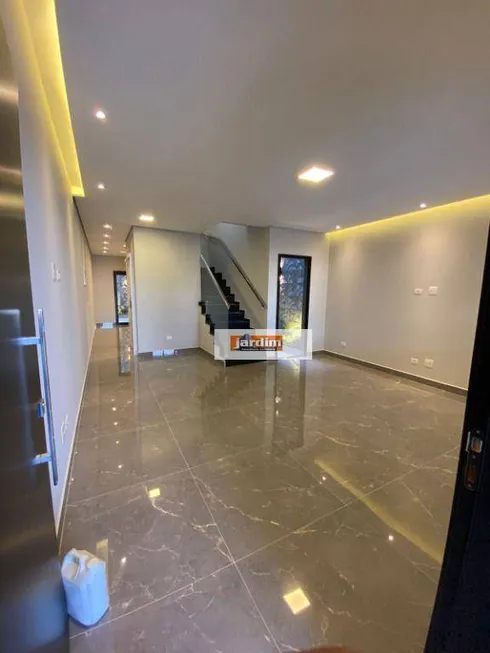 Foto 1 de Sobrado com 3 Quartos à venda, 164m² em Jardim Hollywood, São Bernardo do Campo