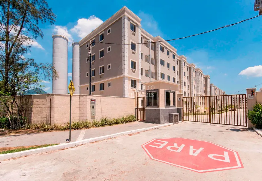 Foto 1 de Apartamento com 2 Quartos à venda, 47m² em Guaratiba, Rio de Janeiro