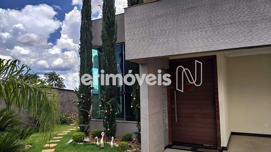 Foto 1 de Casa de Condomínio com 4 Quartos à venda, 370m² em Mirante Do Fidalgo, Lagoa Santa