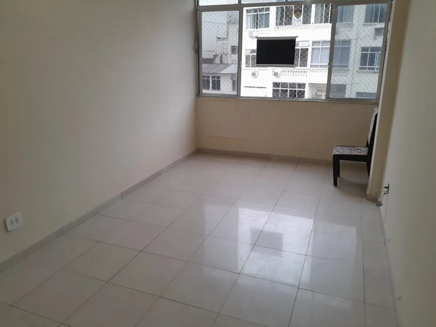Foto 1 de Apartamento com 2 Quartos à venda, 63m² em Copacabana, Rio de Janeiro
