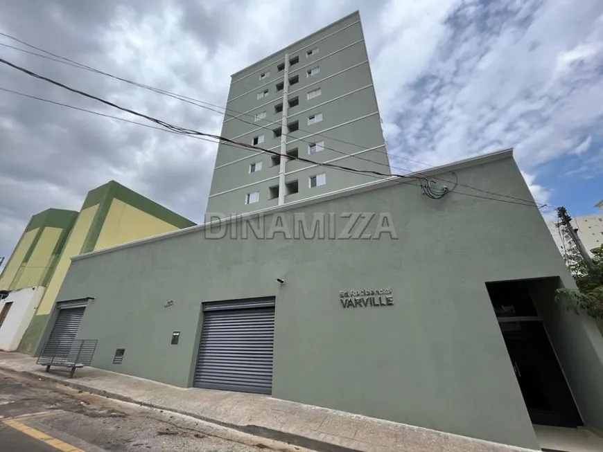 Foto 1 de Apartamento com 2 Quartos para alugar, 51m² em Nossa Senhora da Abadia, Uberaba