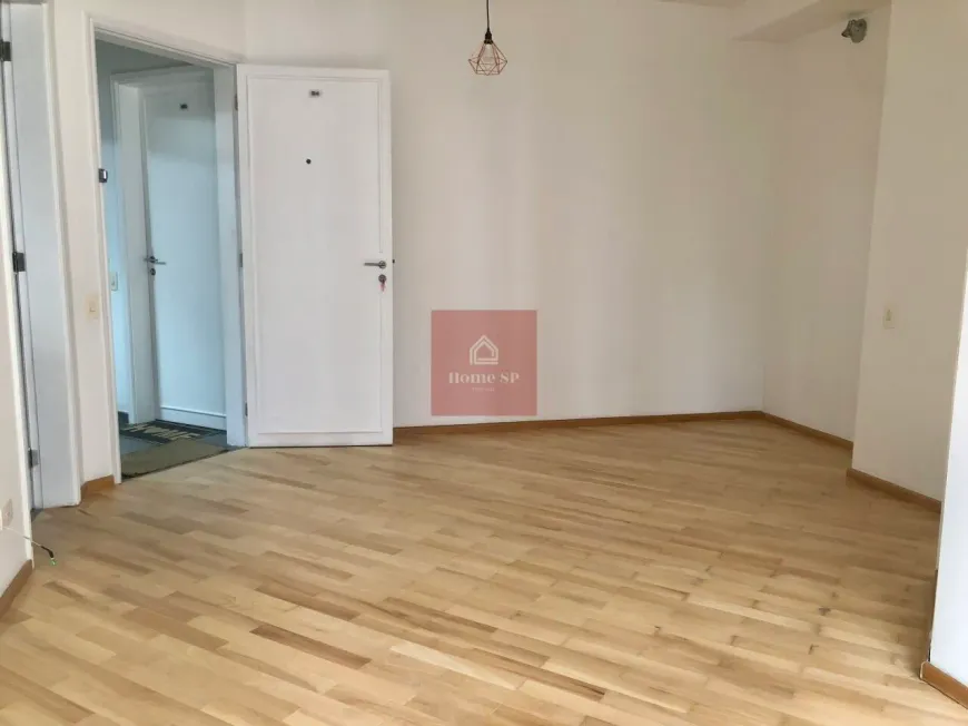 Foto 1 de Apartamento com 2 Quartos para alugar, 67m² em Moema, São Paulo