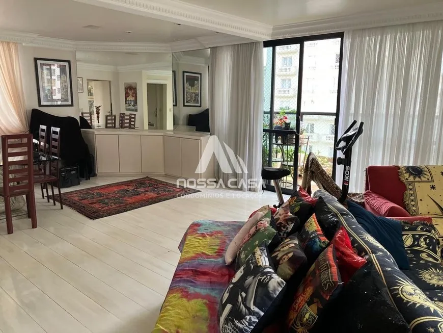 Foto 1 de Apartamento com 4 Quartos à venda, 203m² em Cerqueira César, São Paulo