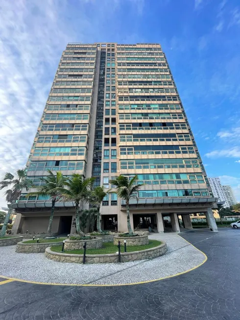 Foto 1 de Apartamento com 3 Quartos à venda, 220m² em Barra da Tijuca, Rio de Janeiro