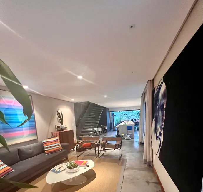 Foto 1 de Sobrado com 3 Quartos para alugar, 190m² em Rio Tavares, Florianópolis