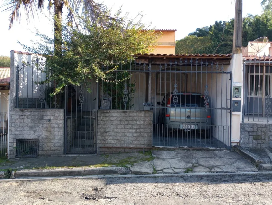 Foto 1 de Casa com 3 Quartos à venda, 68m² em Jardim Vila Rica - Tiradentes, Volta Redonda