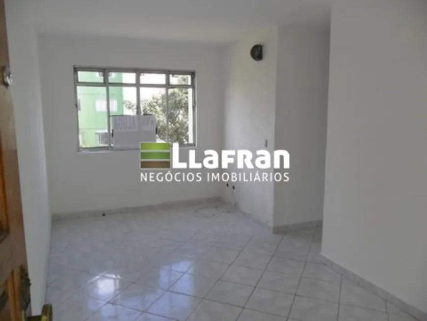 Foto 1 de Apartamento com 2 Quartos à venda, 52m² em Parque Pinheiros, Taboão da Serra