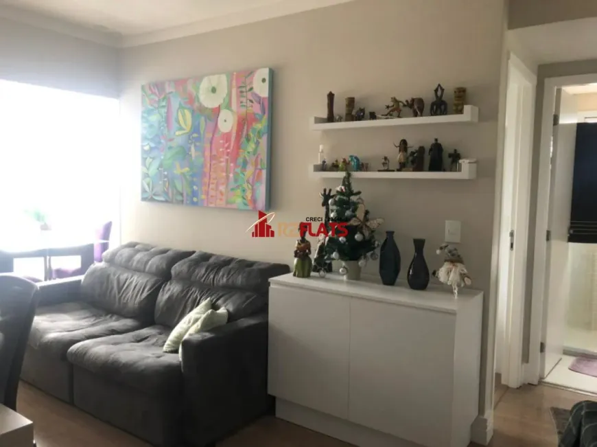 Foto 1 de Flat com 1 Quarto para alugar, 50m² em Campo Belo, São Paulo