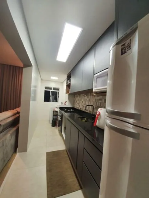 Foto 1 de Apartamento com 2 Quartos à venda, 57m² em Granja Viana, Cotia