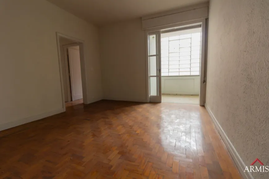 Foto 1 de Apartamento com 2 Quartos para alugar, 75m² em Higienópolis, São Paulo