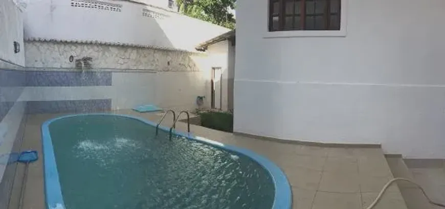 Foto 1 de Casa de Condomínio com 4 Quartos à venda, 400m² em Stella Maris, Salvador