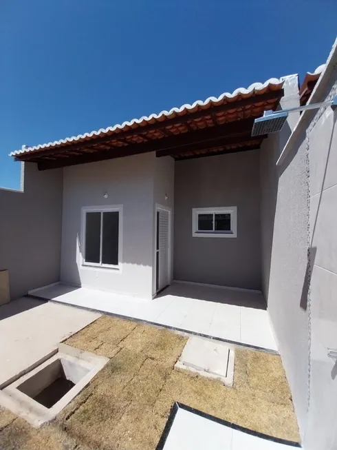 Foto 1 de Casa com 3 Quartos à venda, 85m² em Gereraú, Itaitinga