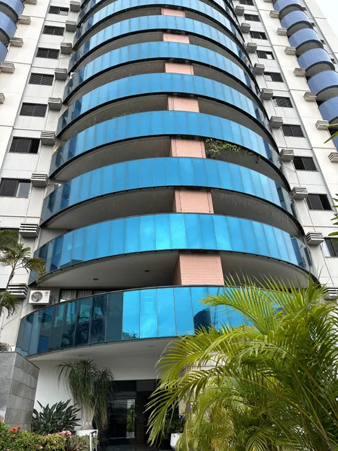Foto 1 de Apartamento com 3 Quartos à venda, 181m² em Quilombo, Cuiabá
