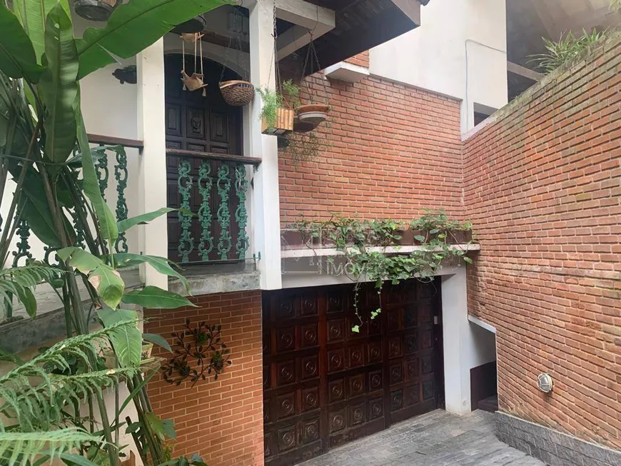 Foto 1 de Casa com 4 Quartos para venda ou aluguel, 300m² em Chácara Klabin, São Paulo
