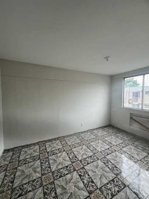 Foto 1 de Apartamento com 2 Quartos para alugar, 50m² em Padre Miguel, Rio de Janeiro