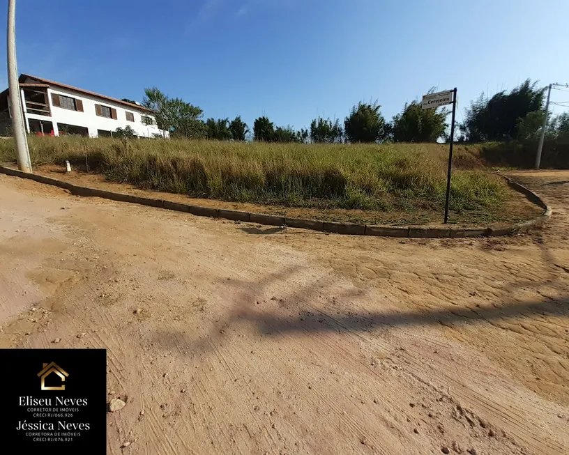 Foto 1 de Lote/Terreno à venda, 759m² em , Paty do Alferes