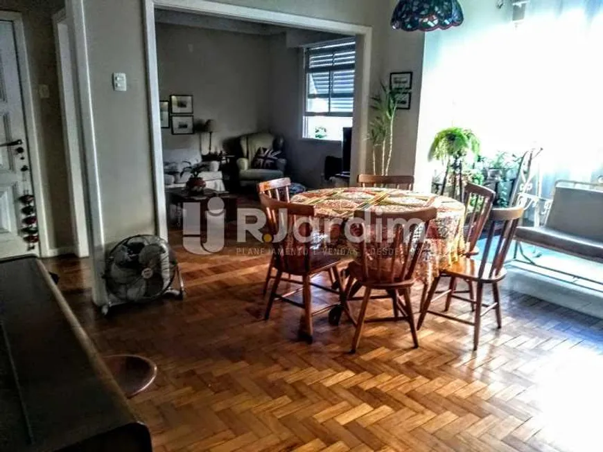 Foto 1 de Apartamento com 3 Quartos à venda, 166m² em Copacabana, Rio de Janeiro