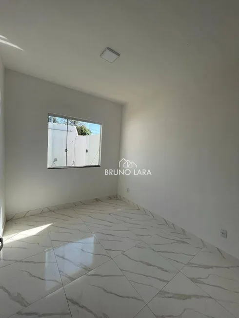 Foto 1 de Casa com 2 Quartos à venda, 53m² em Pousada das Rosas, São Joaquim de Bicas