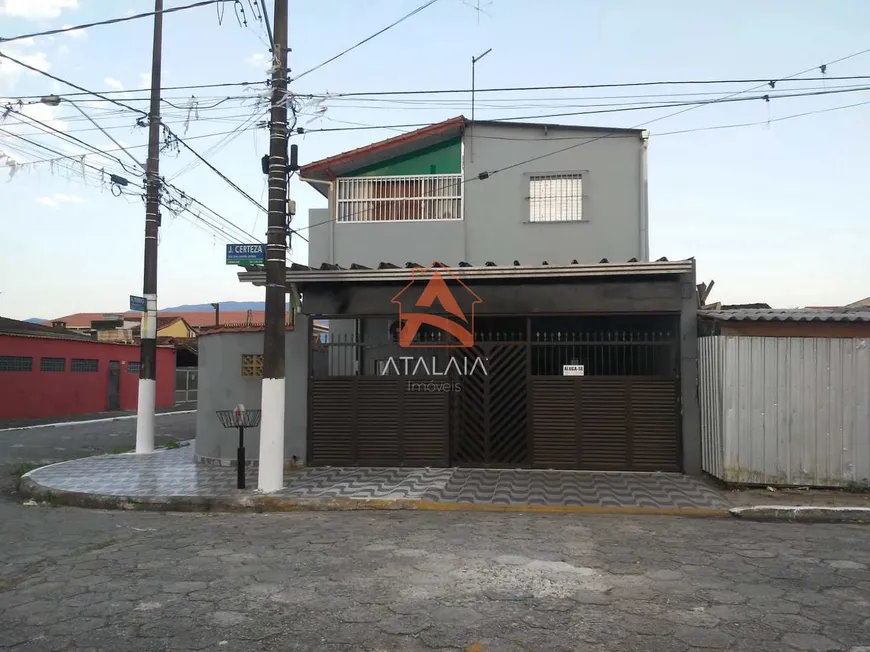 Foto 1 de Casa com 4 Quartos à venda, 252m² em Maracanã, Praia Grande