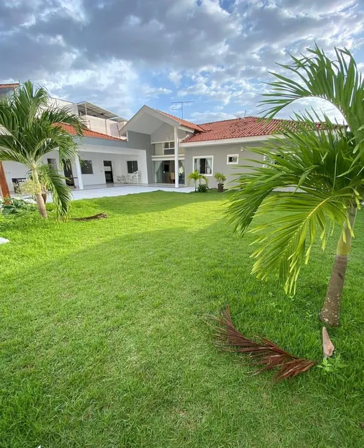 Foto 1 de Casa de Condomínio com 5 Quartos à venda, 800m² em Turu, São Luís