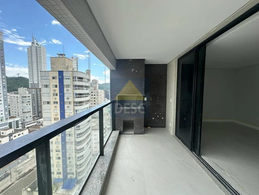 Foto 1 de Apartamento com 4 Quartos à venda, 133m² em Centro, Balneário Camboriú