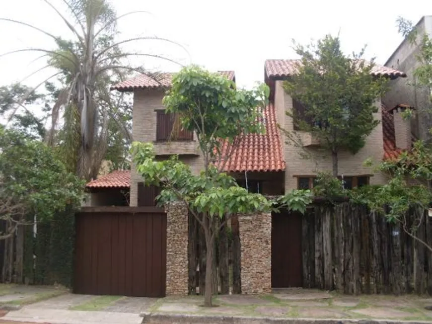 Foto 1 de Casa com 4 Quartos para alugar, 322m² em Castelo, Belo Horizonte