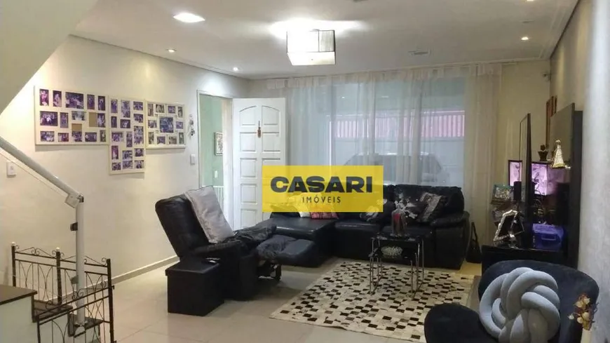 Foto 1 de Casa com 3 Quartos à venda, 174m² em Campestre, Santo André