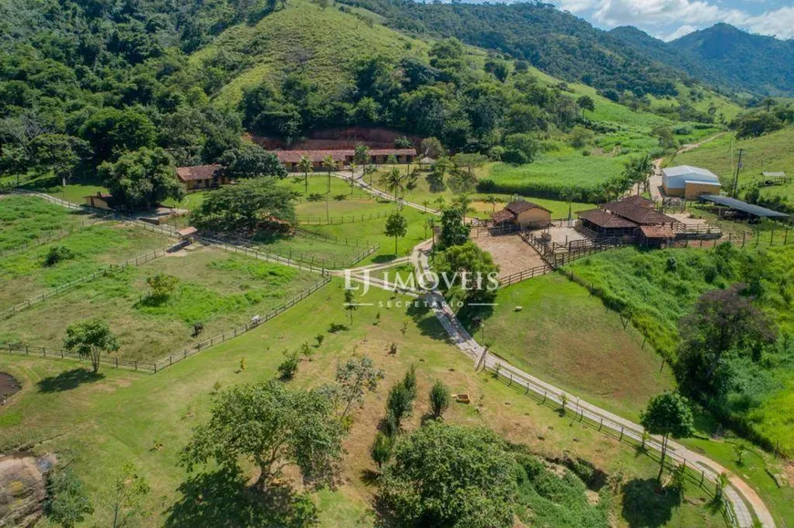 Foto 1 de Fazenda/Sítio com 12 Quartos à venda, 1500m² em Secretário, Petrópolis