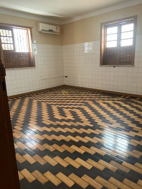 Foto 1 de Casa com 4 Quartos à venda, 464m² em Umarizal, Belém