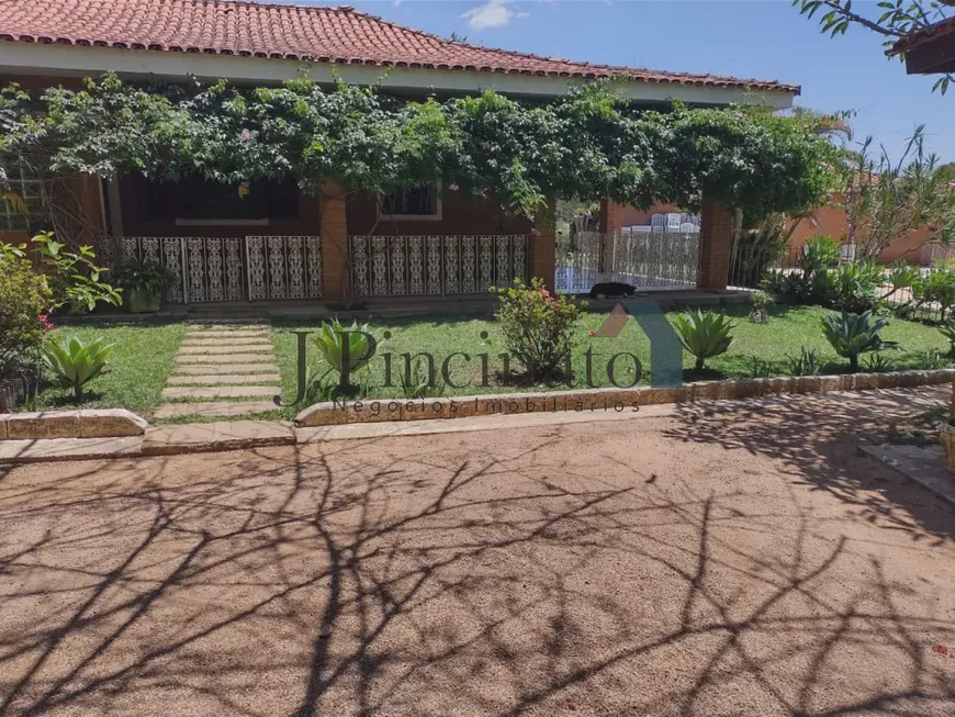 Foto 1 de Fazenda/Sítio com 7 Quartos à venda, 180m² em Guacuri, Itupeva