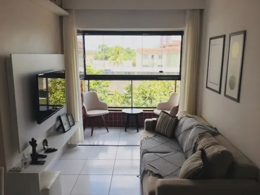Foto 1 de Apartamento com 3 Quartos à venda, 67m² em Encruzilhada, Recife