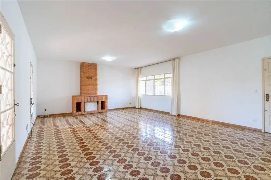 Foto 1 de Casa com 3 Quartos à venda, 486m² em Caxambú, Jundiaí