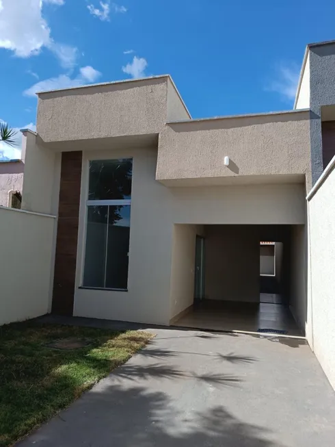 Foto 1 de Casa com 3 Quartos à venda, 129m² em Residencial Alice Barbosa, Goiânia