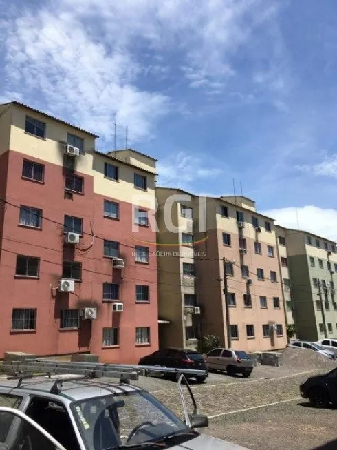 Foto 1 de Apartamento com 2 Quartos à venda, 39m² em Olaria, Canoas