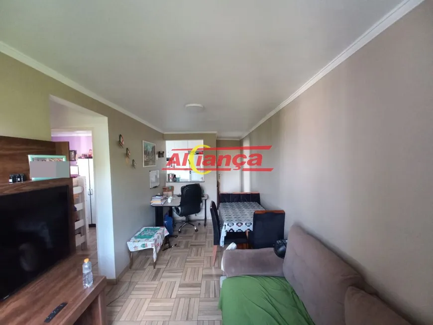 Foto 1 de Apartamento com 2 Quartos à venda, 44m² em Jardim Presidente Dutra, Guarulhos