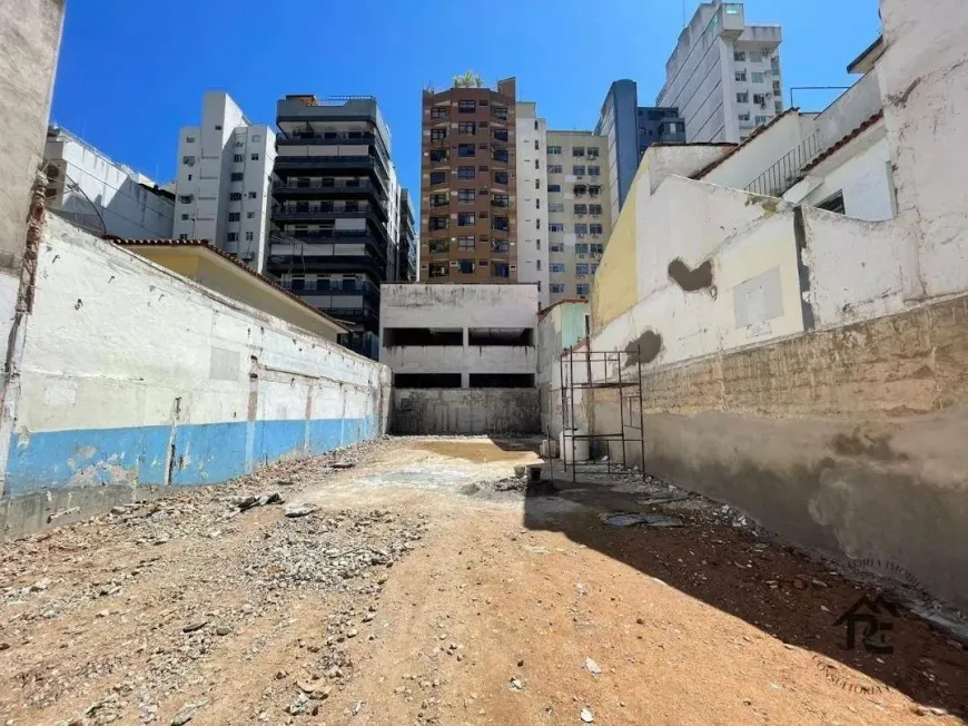 Foto 1 de Lote/Terreno à venda, 450m² em Ingá, Niterói