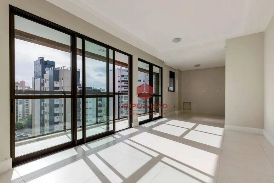 Foto 1 de Apartamento com 2 Quartos à venda, 93m² em Centro, Florianópolis