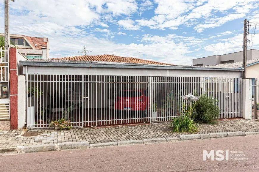 Foto 1 de Casa com 5 Quartos à venda, 244m² em Xaxim, Curitiba