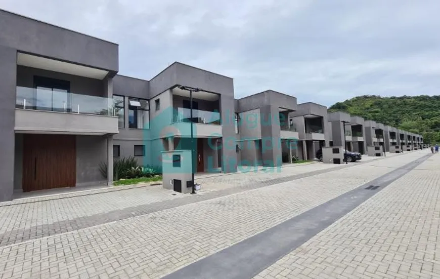 Foto 1 de Casa de Condomínio com 3 Quartos à venda, 210m² em Barra Do Sahy, São Sebastião