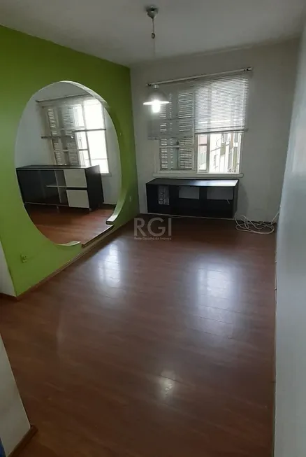 Foto 1 de Apartamento com 2 Quartos à venda, 63m² em Medianeira, Porto Alegre